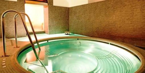 фото отеля Edelweiss Swiss Q Hotel