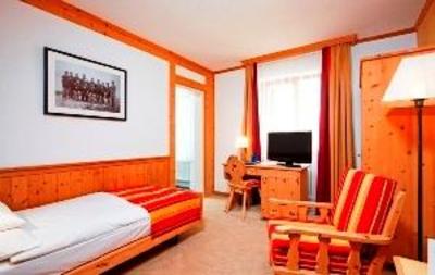 фото отеля Edelweiss Swiss Q Hotel