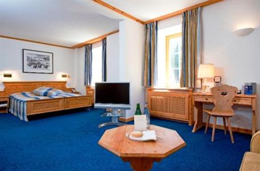 фото отеля Edelweiss Swiss Q Hotel
