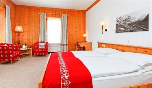 фото отеля Edelweiss Swiss Q Hotel