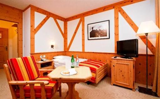 фото отеля Edelweiss Swiss Q Hotel