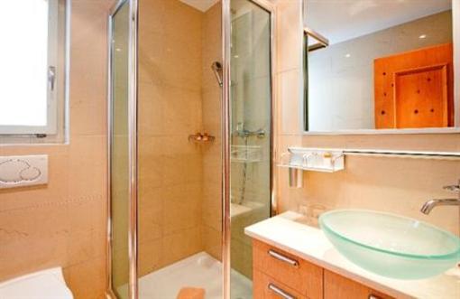 фото отеля Edelweiss Swiss Q Hotel