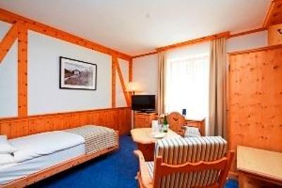 фото отеля Edelweiss Swiss Q Hotel