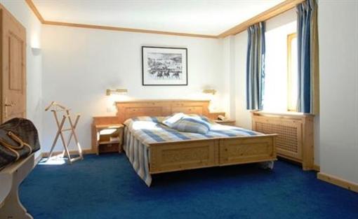 фото отеля Edelweiss Swiss Q Hotel