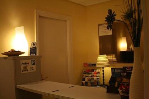 фото отеля Pension Bilbao **