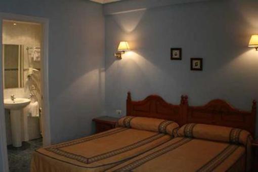 фото отеля Pension Bilbao **