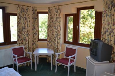 фото отеля Schloss-gut-Hotel Sommers Kurhaus