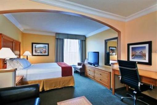 фото отеля Holiday Inn Express Hotel & Suites Charlottetown