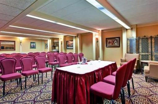 фото отеля Holiday Inn Express Hotel & Suites Charlottetown