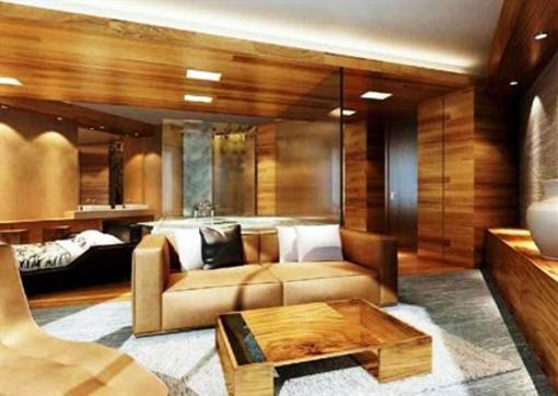 фото отеля Changbaishan Purple Jade River Side Resort Chibei