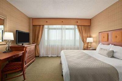 фото отеля Embassy Suites Hot Springs