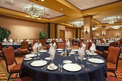 фото отеля Embassy Suites Hot Springs