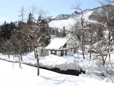 фото отеля Happo Village Cabins 1