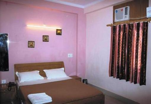 фото отеля Hotel Landmark Haridwar