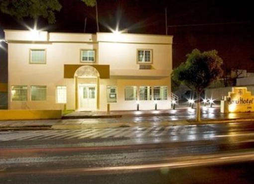 фото отеля Maxihotel Los Mochis