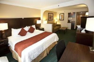 фото отеля BEST WESTERN Plus Ambassador Suites Venice