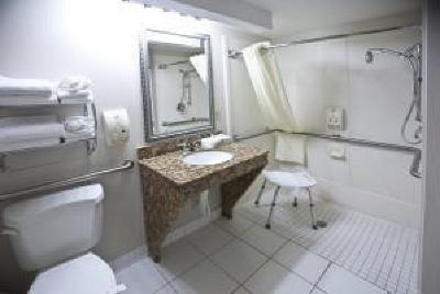 фото отеля BEST WESTERN Plus Ambassador Suites Venice