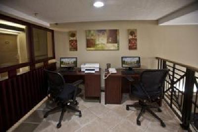фото отеля BEST WESTERN Plus Ambassador Suites Venice