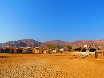 фото отеля Barracuda Camp Hostel Nuweiba