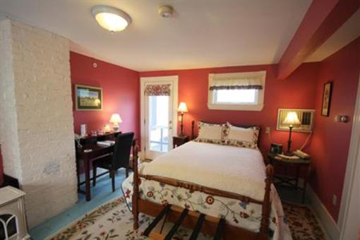 фото отеля Maple Hill Farm B&B Inn
