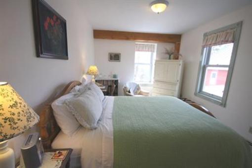 фото отеля Maple Hill Farm B&B Inn