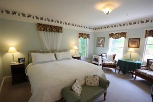 фото отеля Maple Hill Farm B&B Inn