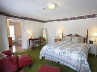 Maple Hill Farm B&B Inn