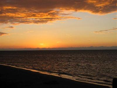 фото отеля Idlers' Rest Beach Hotel