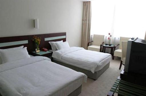 фото отеля Nanyue Huatian Holiday Hotel