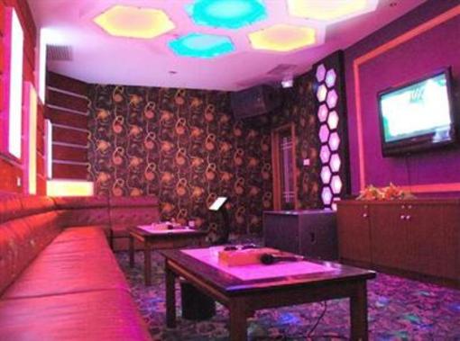 фото отеля Nanyue Huatian Holiday Hotel