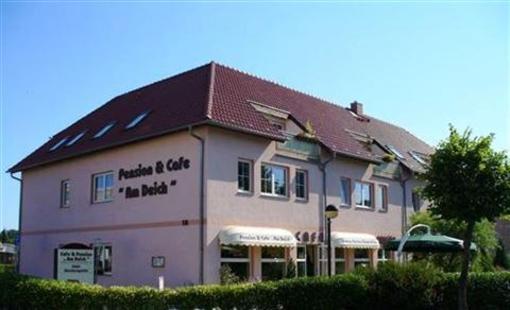 фото отеля Cafe & Pension Am Deich