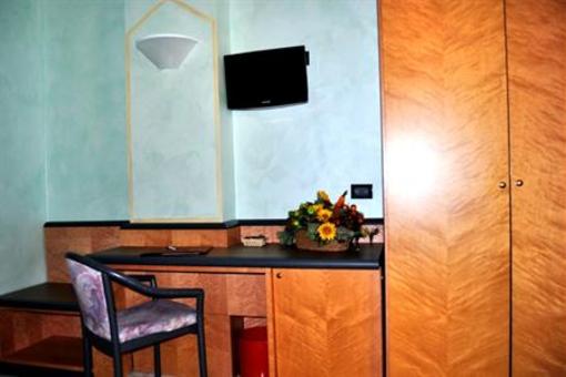 фото отеля J Hotel Orbassano