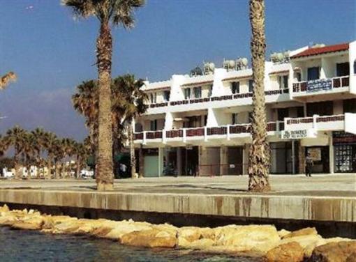 фото отеля Paphinia Sea View Apartments