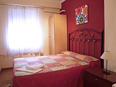 фото отеля Hostal Manjon