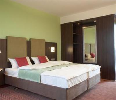фото отеля Qualitel Hotel Wilnsdorf