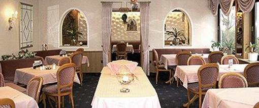 фото отеля Hotel Gassbachtal Nibelungen Cafe