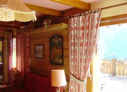 фото отеля Chalet Les Carlines La Cote-d'Aime