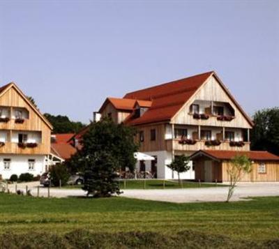 фото отеля Landgasthof Reindlschmiede