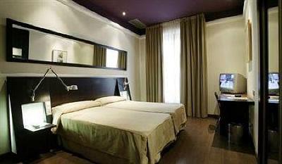 фото отеля Hotel Petit Palace Las Torres