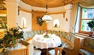 фото отеля Hotel-Gasthof Zur Post Schleching