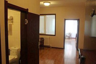 фото отеля Yikang Business Hotel