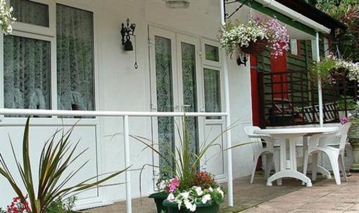 фото отеля Woodlands Guest House Brixham