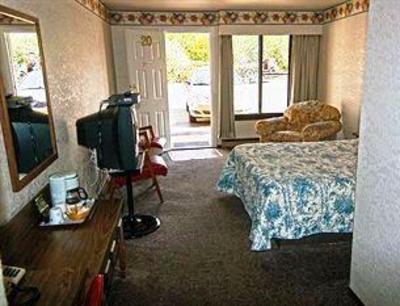 фото отеля Imperial Motel Grand Forks