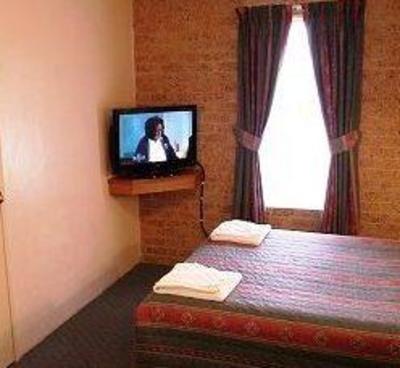 фото отеля Cedar Lodge Motel