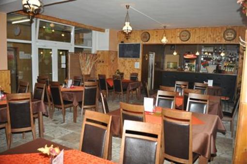 фото отеля Hotel Garni Povazska Bystrica