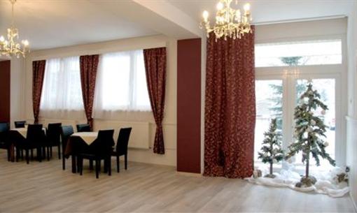 фото отеля Hotel Garni Povazska Bystrica