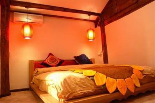 фото отеля Lijiang Loong House
