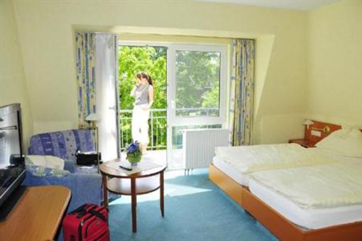 фото отеля Hotel Zum Deutschen Hause Hatten