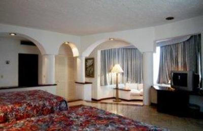 фото отеля Suites Costa Blanca Cancun
