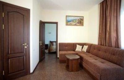 фото отеля Edelweis Hotel Kerch